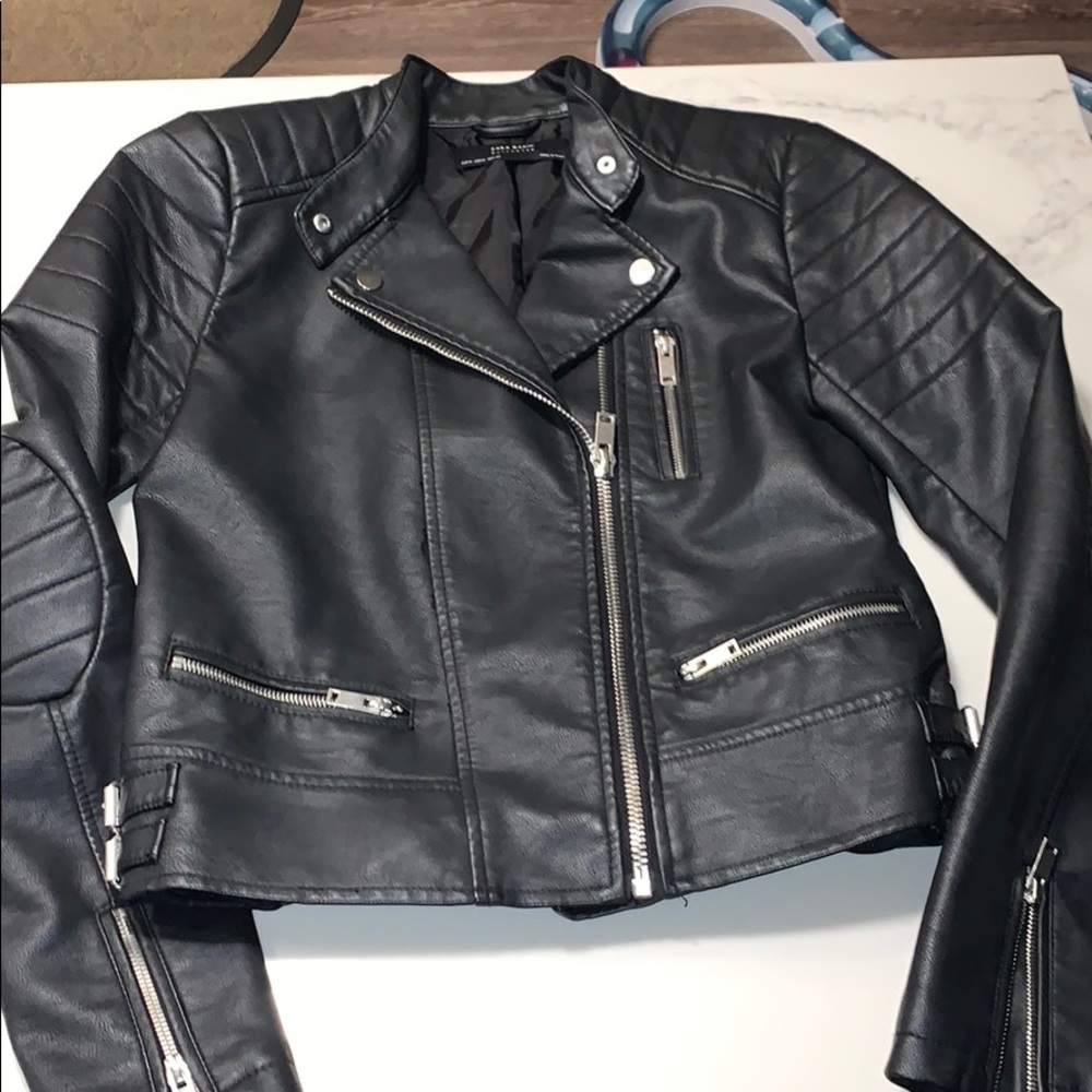 Zara Women's Black Faux Leather Biker Jacket SizeM